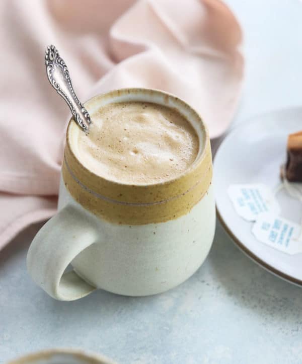 london fog drink in a mug with a spoon