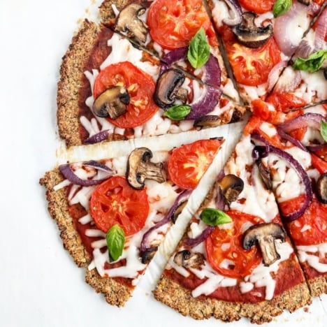 vegan cauliflower pizza crust recipe